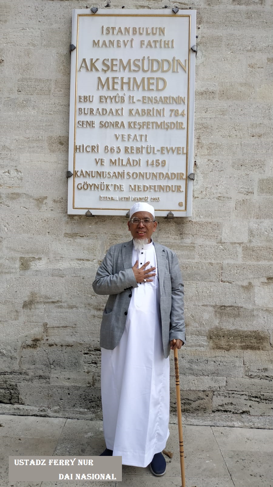 ustadz Ferry Nur